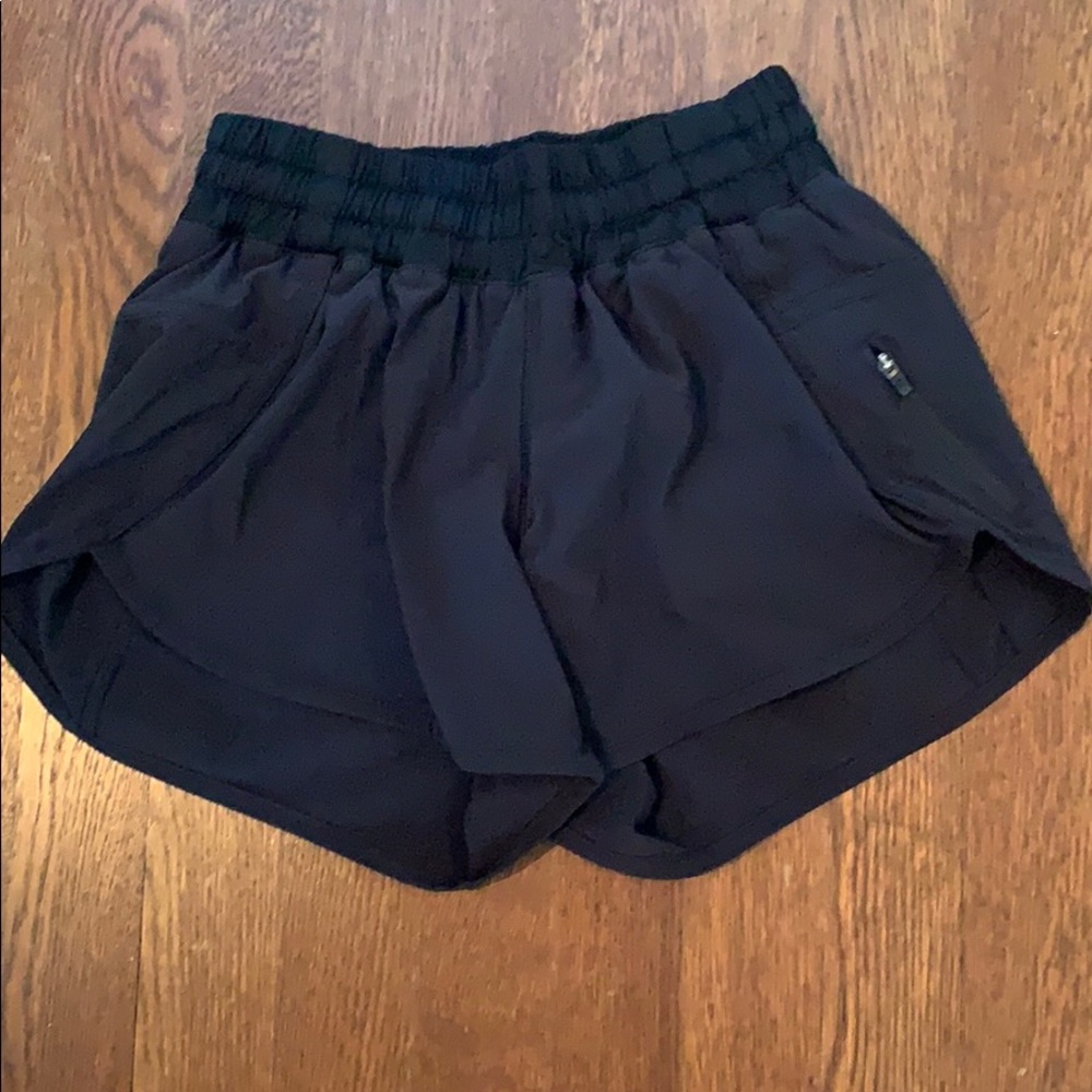 Lululemon tracker short